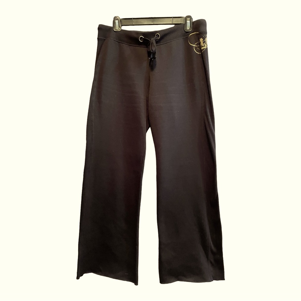 Woman pants large legs